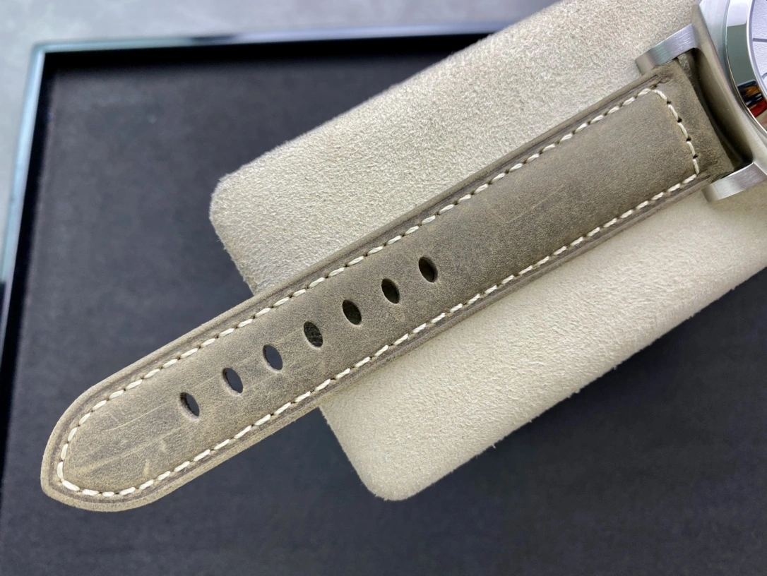 CBD Factory Panerai Luminor Marina 42mm White Dial Luminous Arabic Numerals Green Leather Strap Smooth Bezel(PAM01394) 1:1 Super Clone – DDP.9010 Movement OdorResistant 402